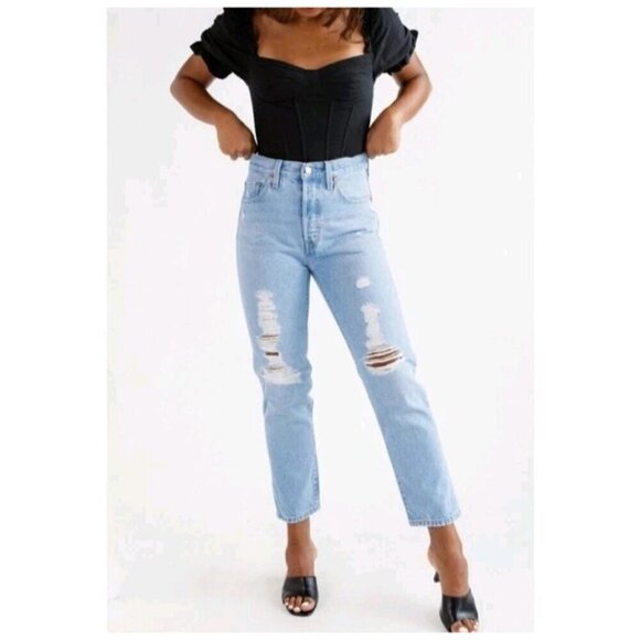 Levi's Premium 501 Crop Jeans In Ojai Ring Women's Size 27 Distressed High Rise - Picture 4 of 16